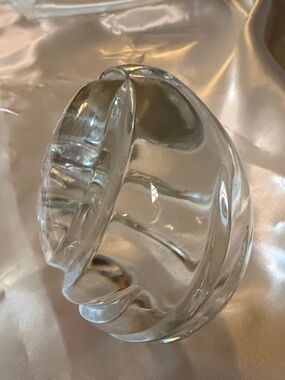 LENOX CRYSTAL EGG PAPERWEIGHT